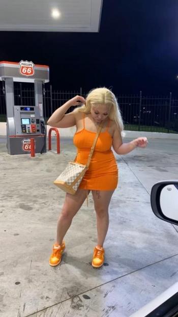 Christina , 29  female escort, Columbia